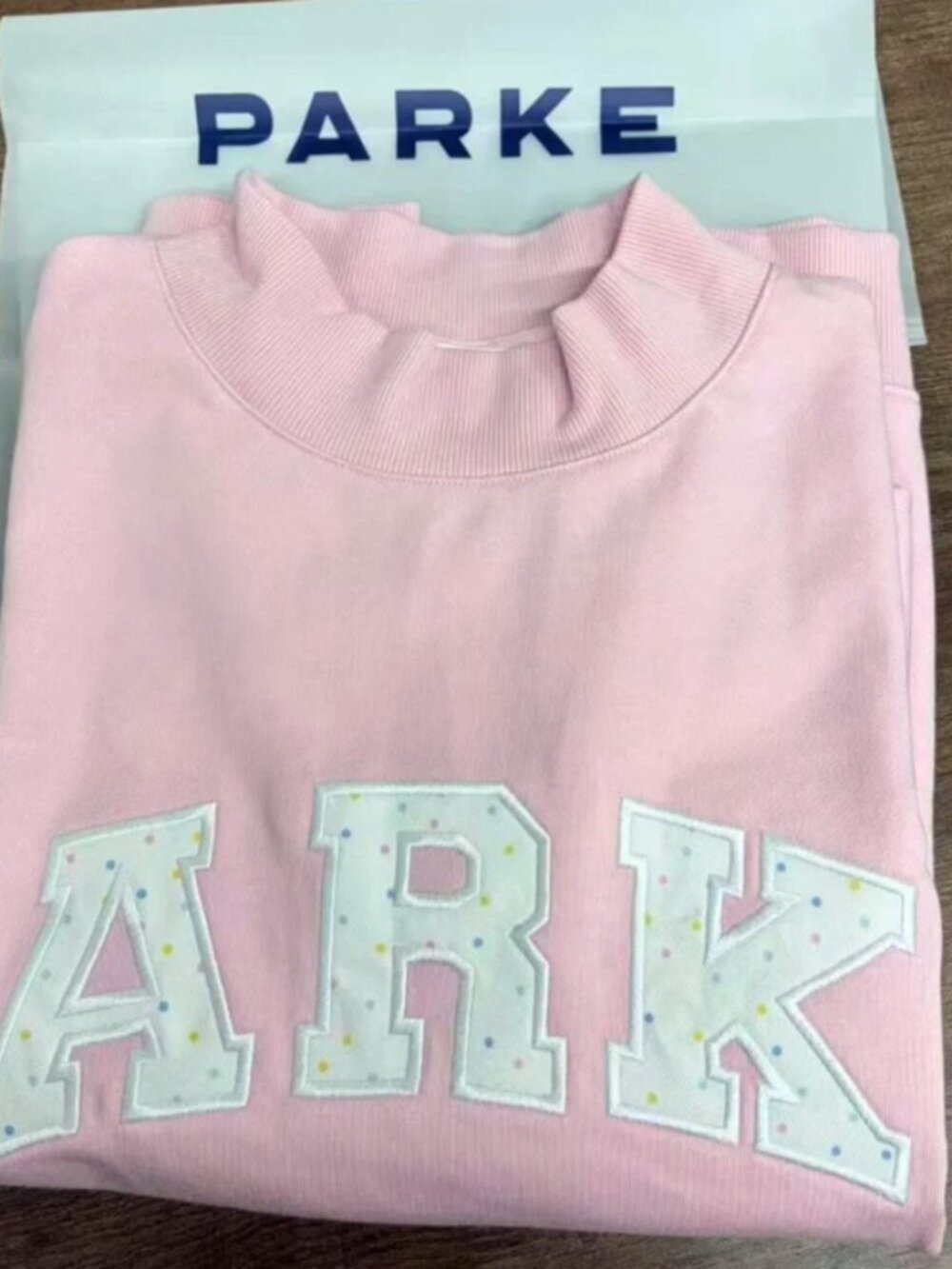 PARKE Baby Pink Mock Neck Sweatshirt Varsity Polka‑dot Patch Letter